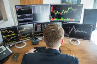 بهترین مانیتور برای ترید و معاملهگری